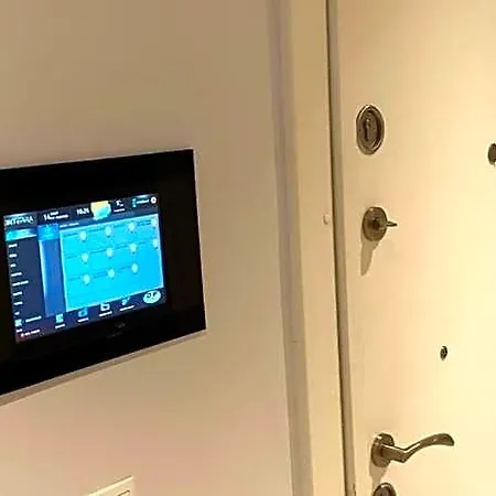 Apartman The Y