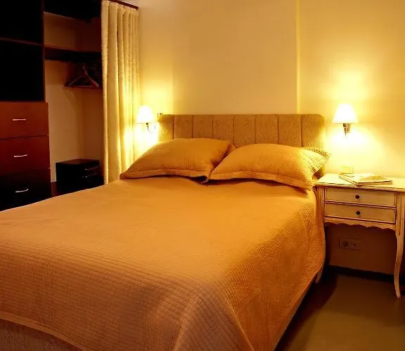 The Y Διαμέρισμα